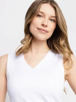 Fitted tank top