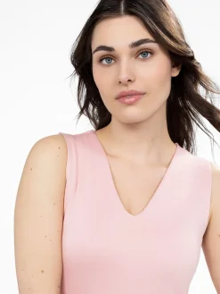 Fitted tank top