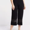 Flared pull-on capri
