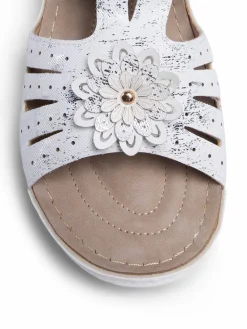 Heeled sandals