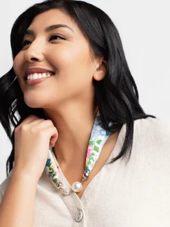 Infinity scarf