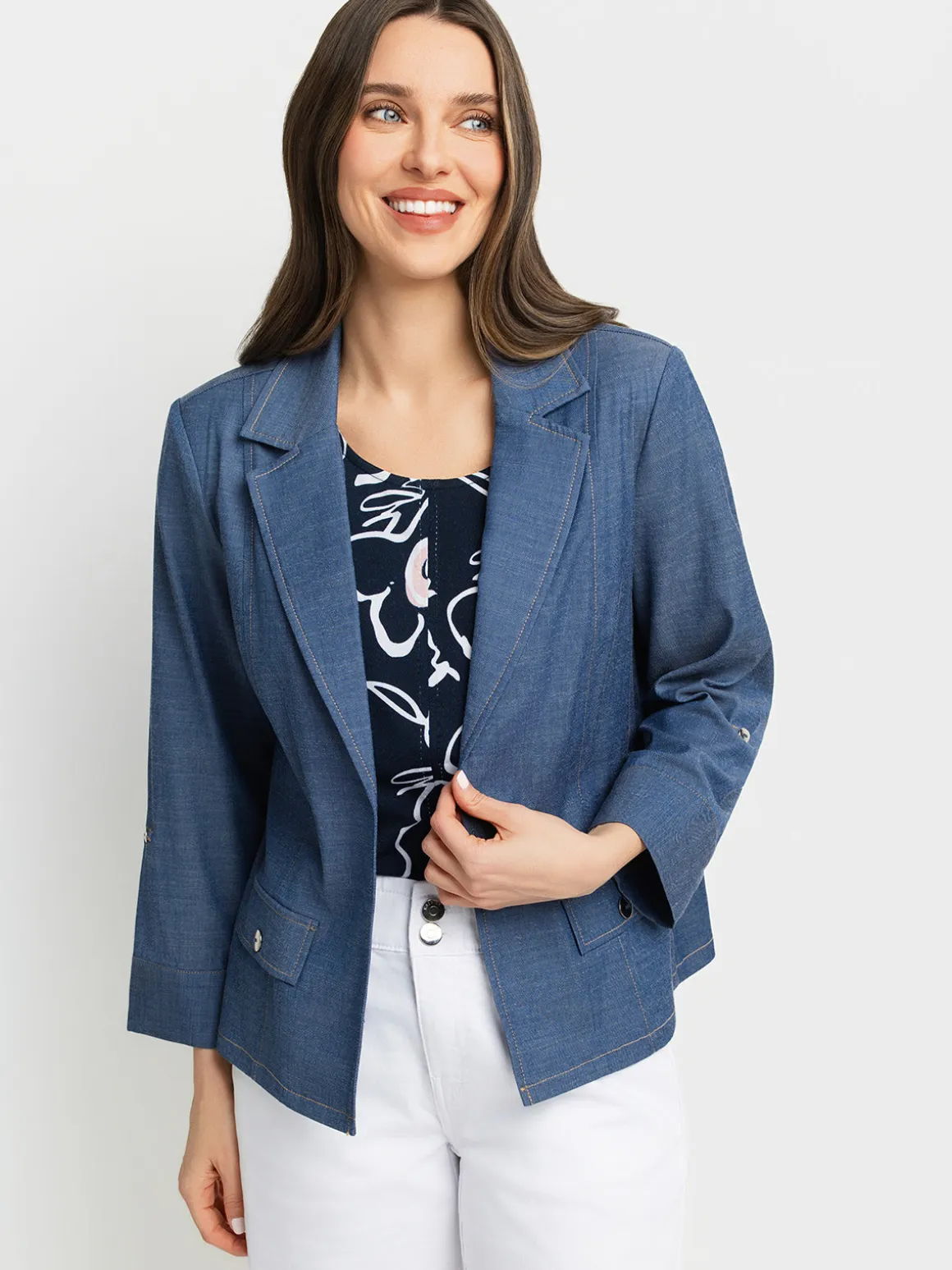 Knit semi-fitted vest