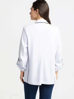 Knit semi-fitted vest