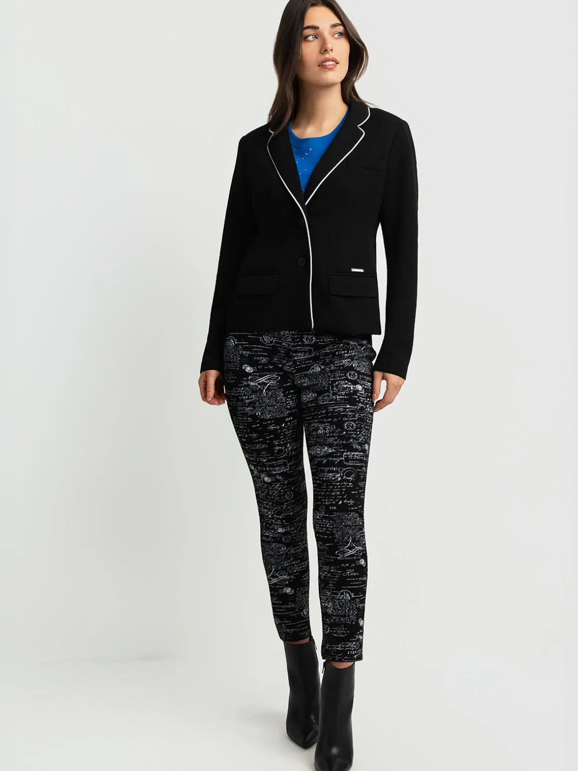 Knit semi-fitted vest