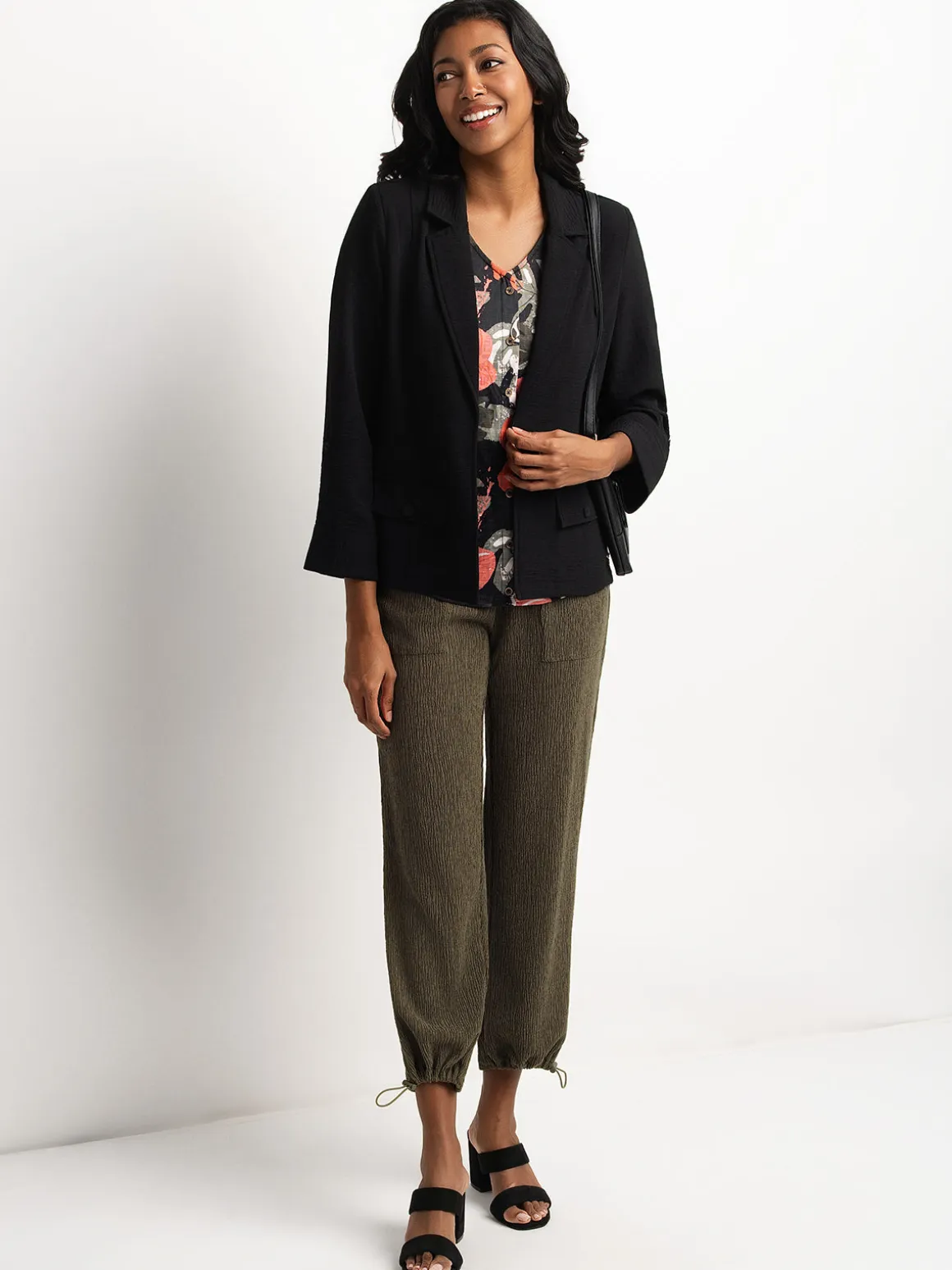 Knit skinny leg pull-on ankle pant