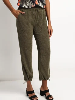Knit skinny leg pull-on ankle pant