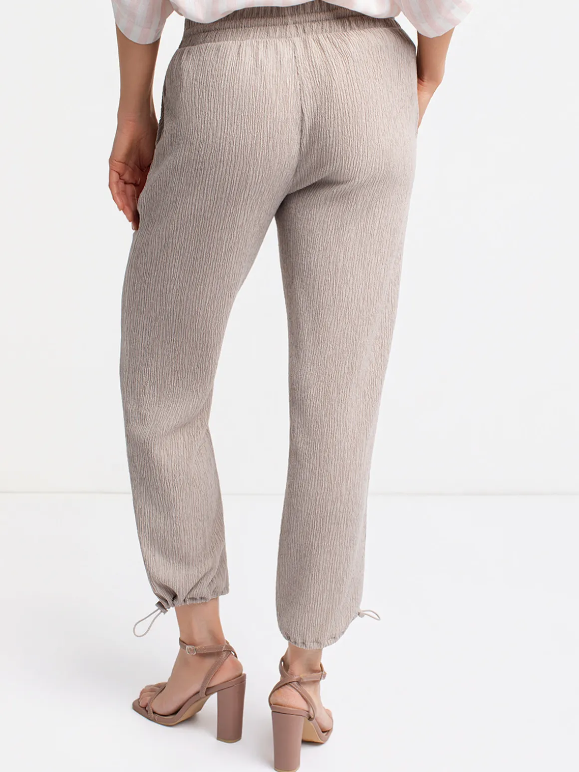 Knit skinny leg pull-on ankle pant