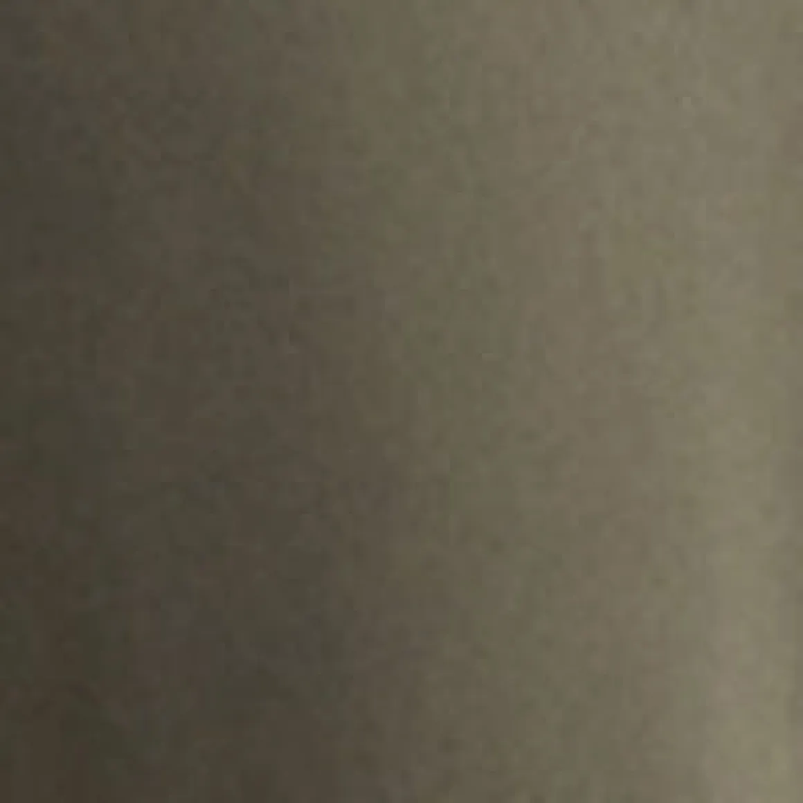 Lightweight pants with an elastic waistband