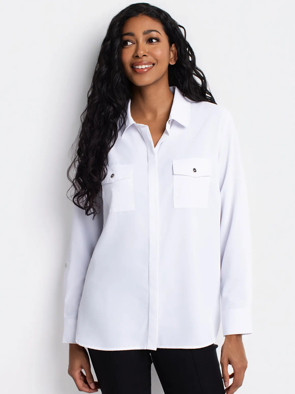 Long-sleeve semi-fitted blouse with buttons