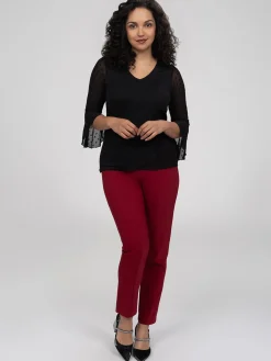 Long-sleeve semi-fitted t-shirt