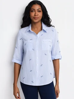 Loose blouse with buttons