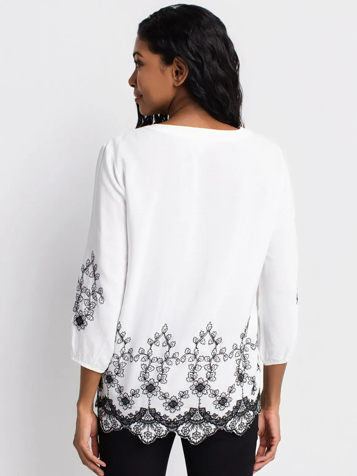 Loose 3/4-sleeve tunic