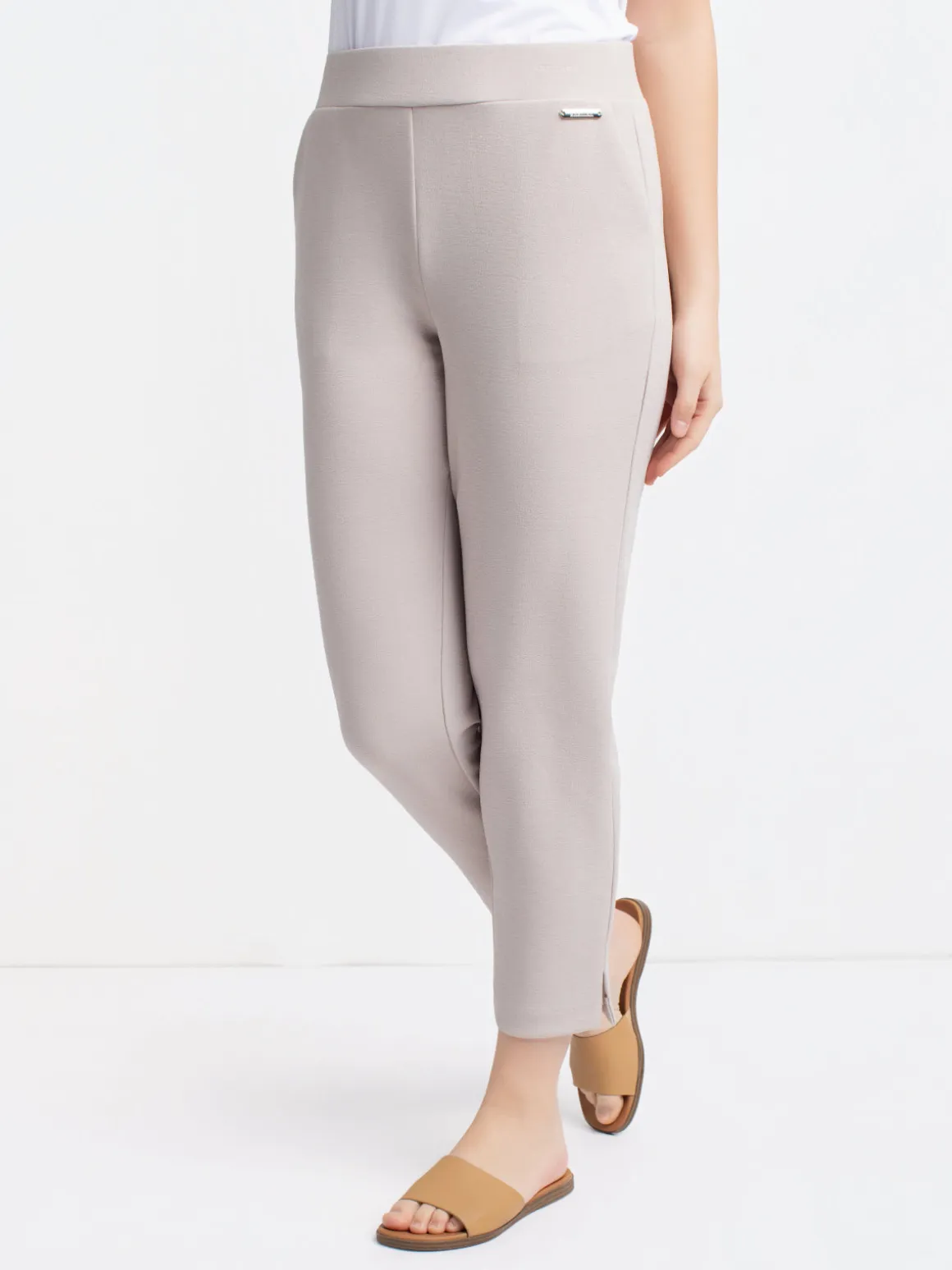Narrow semi-fitted pull-on dress pant - Petite