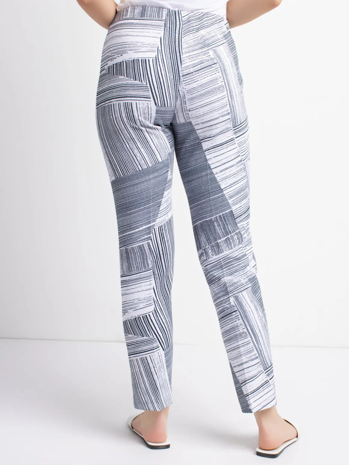 Narrow semi-fitted pull-on dress pant - Petite