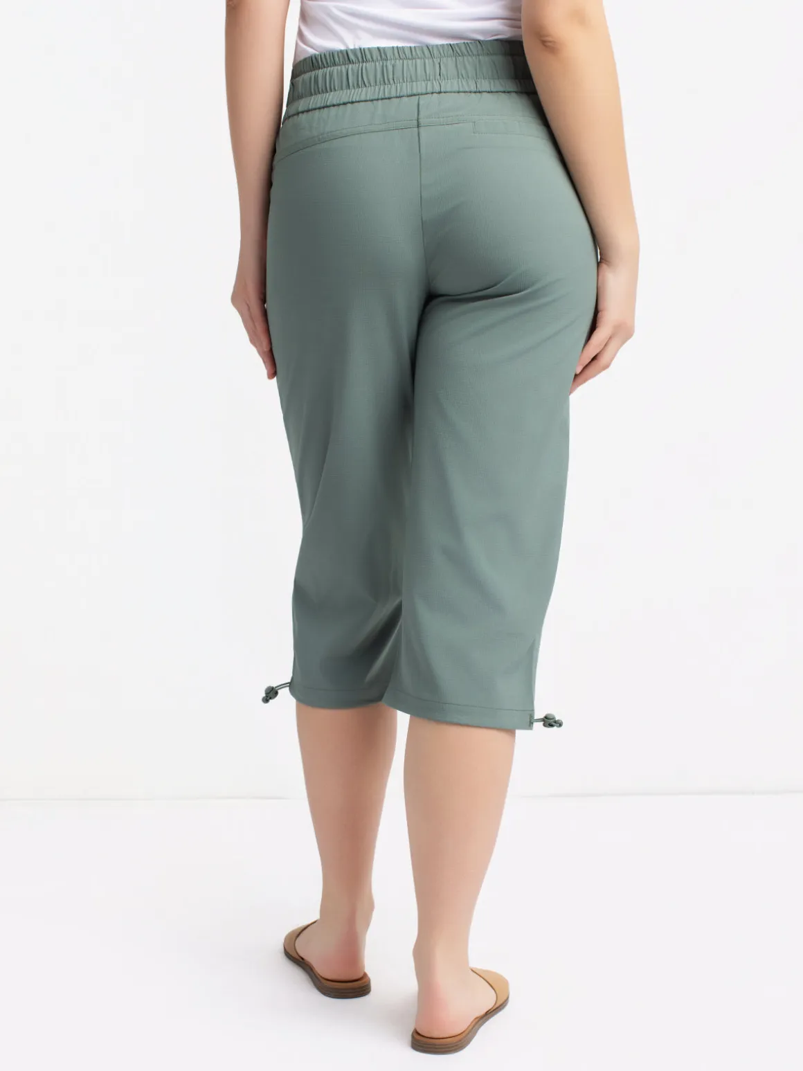 Pull-on capri