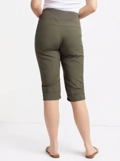 Pull-on capri