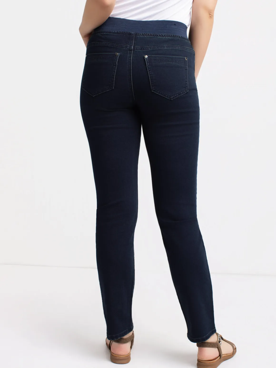 Pull-on denim pants