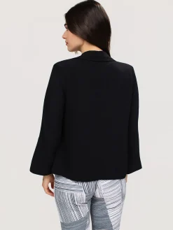 Semi-fitted blazer