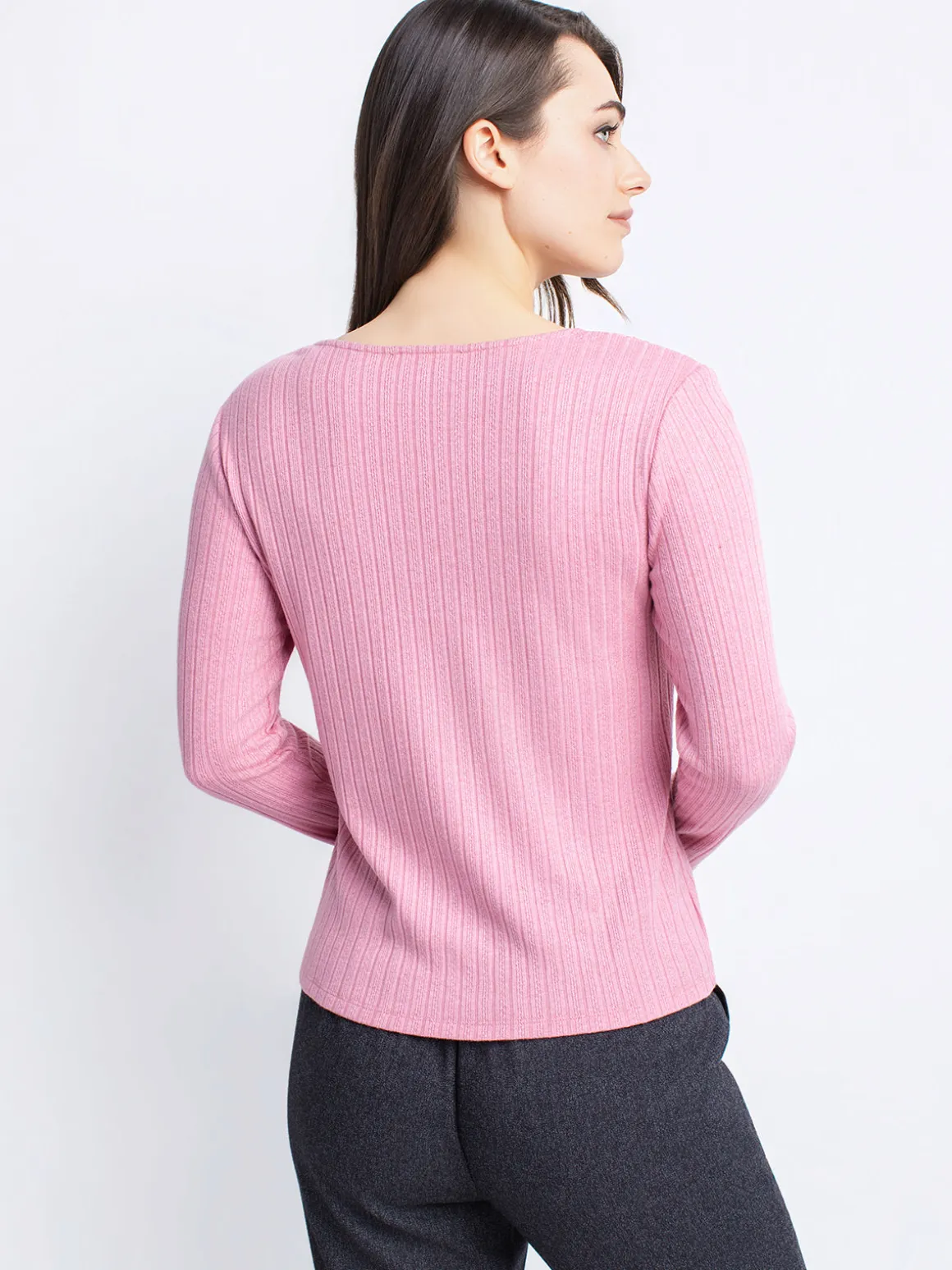 Semi-fitted long-sleeve shirt