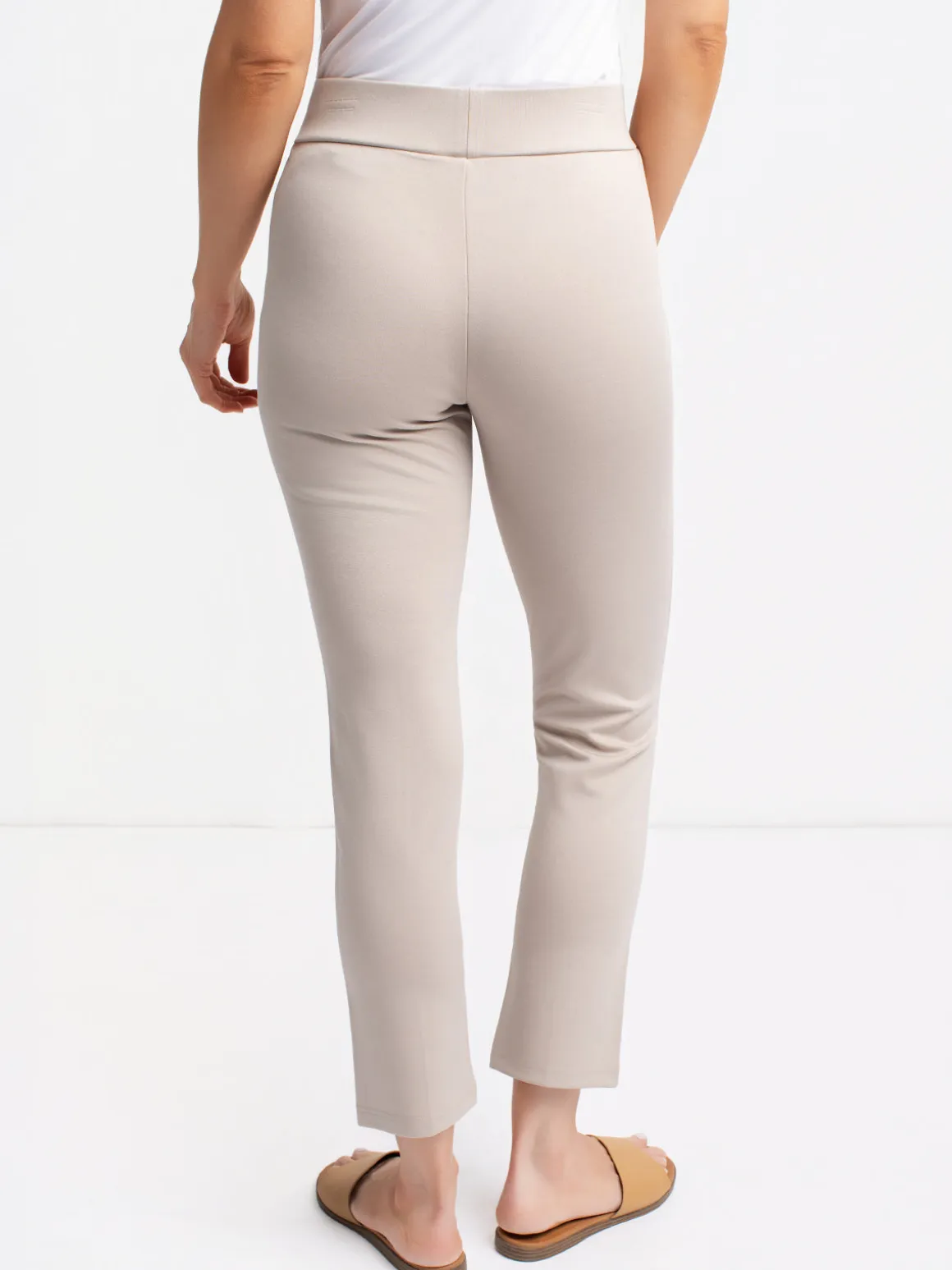 Semi-fitted pull-on pants