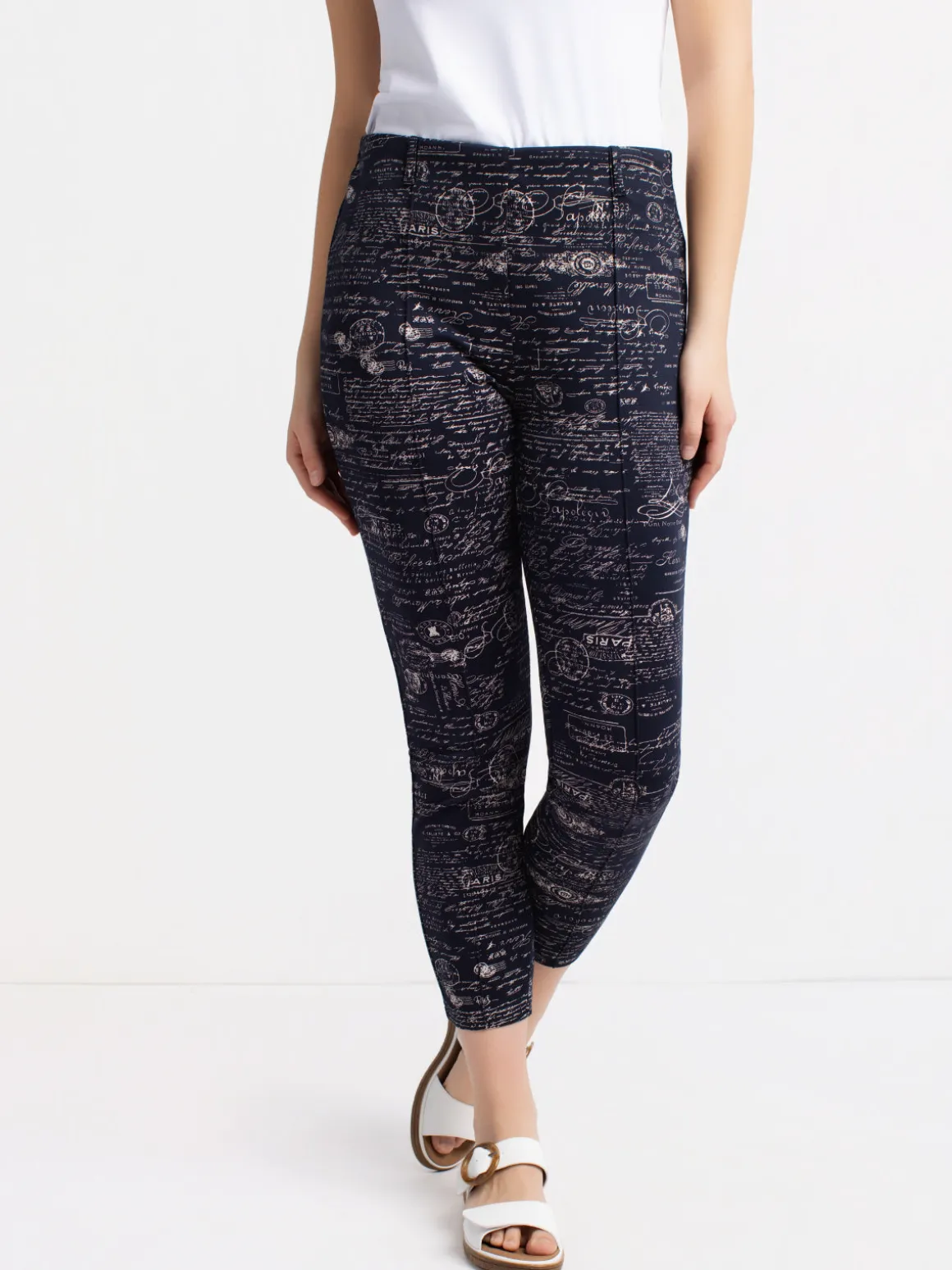 Semi-fitted pull-on pants