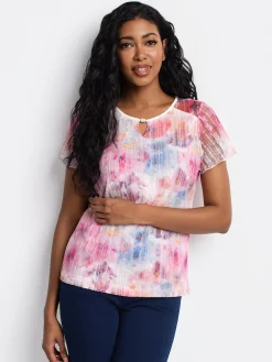 Semi-fitted short-sleeve T-shirt