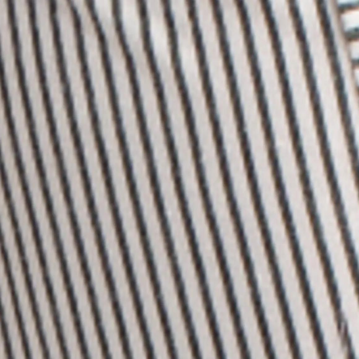 Semi-fitted straight pull-on capri