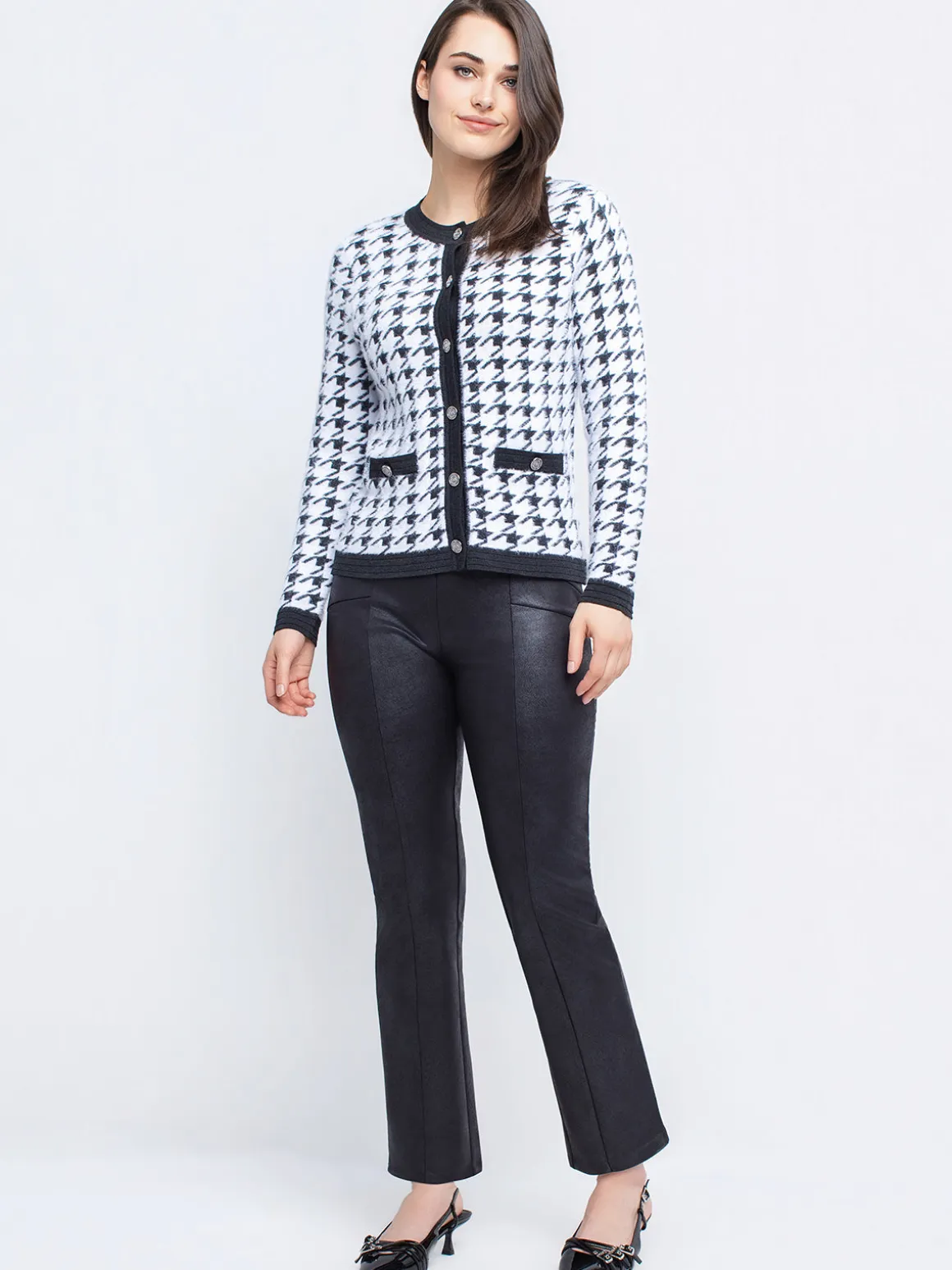 Semi-fitted straight pull-on pants - Petite