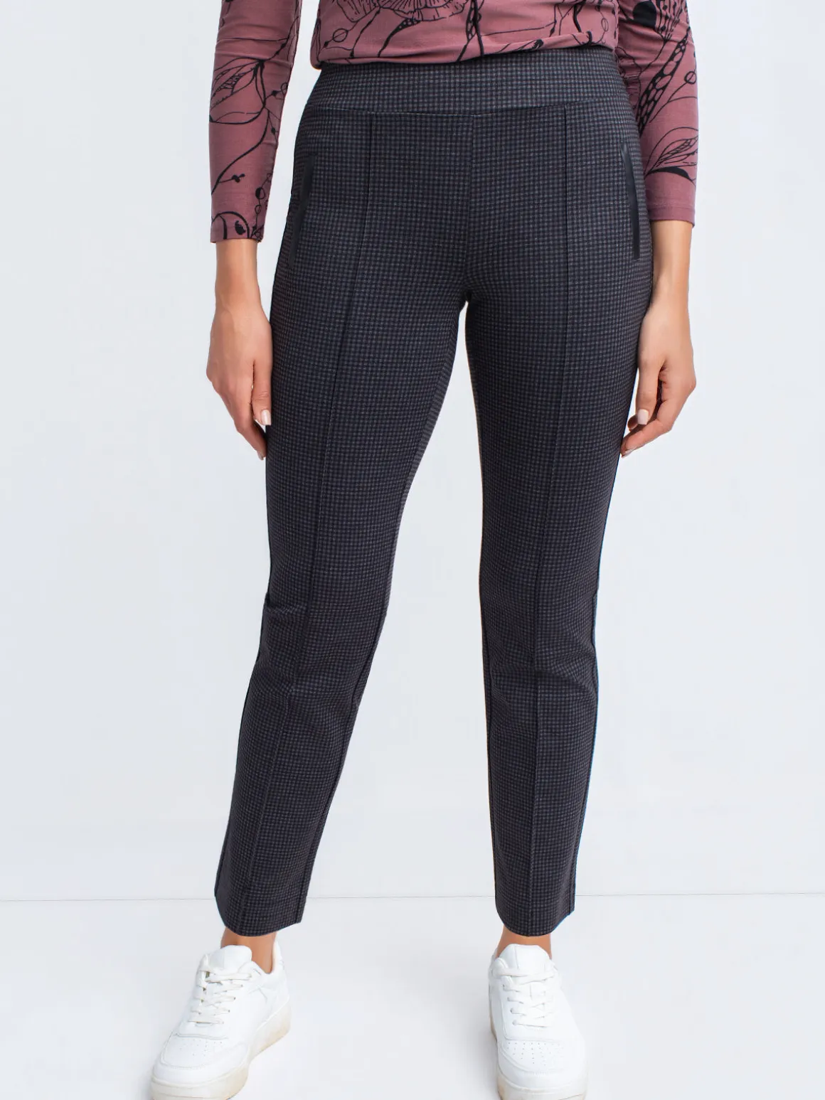 Semi-fitted straight pull-on pants - Petite