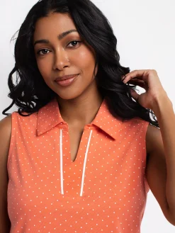 Semi-fitted tank top