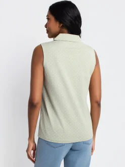 Semi-fitted tank top