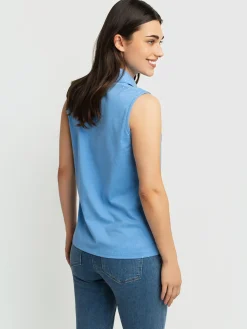 Semi-fitted tank top