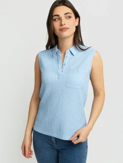 Semi-fitted tank top