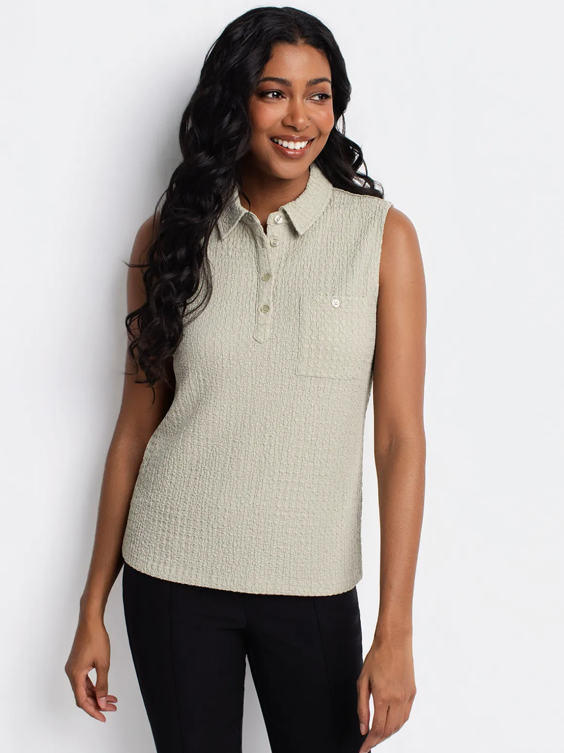 Semi-fitted tank top