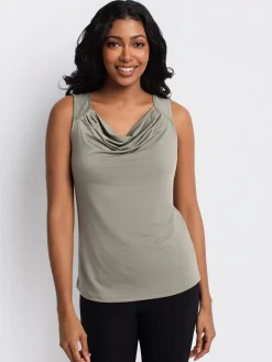 Semi-fitted tank top