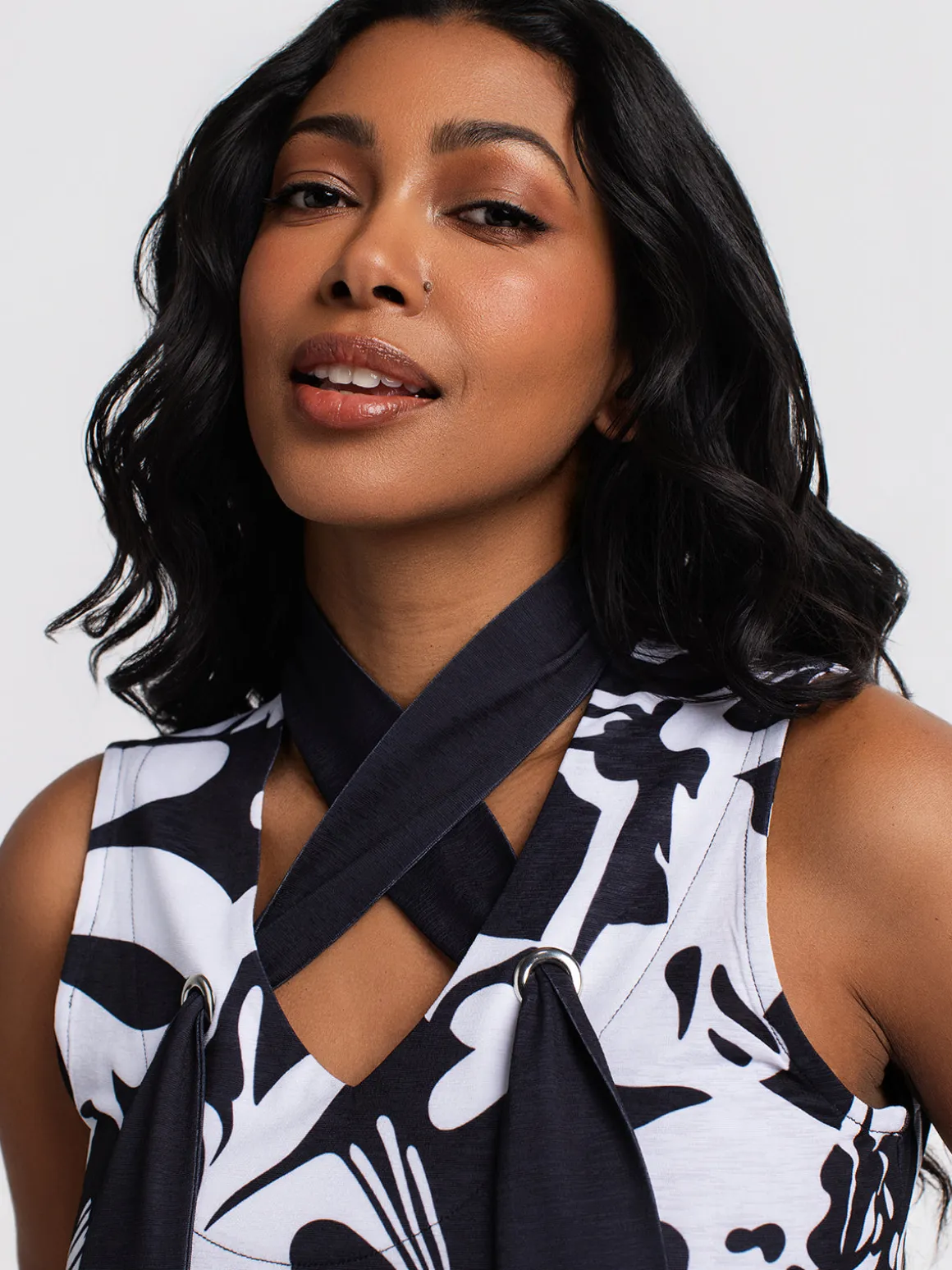Semi-fitted tank top