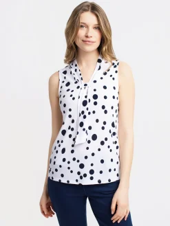 Semi-fitted tank top