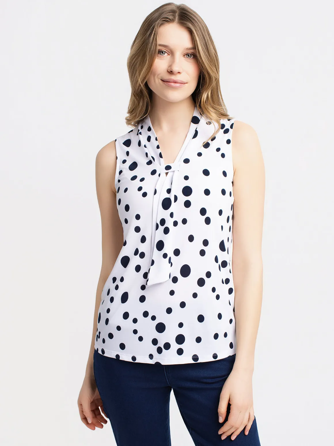 Semi-fitted tank top
