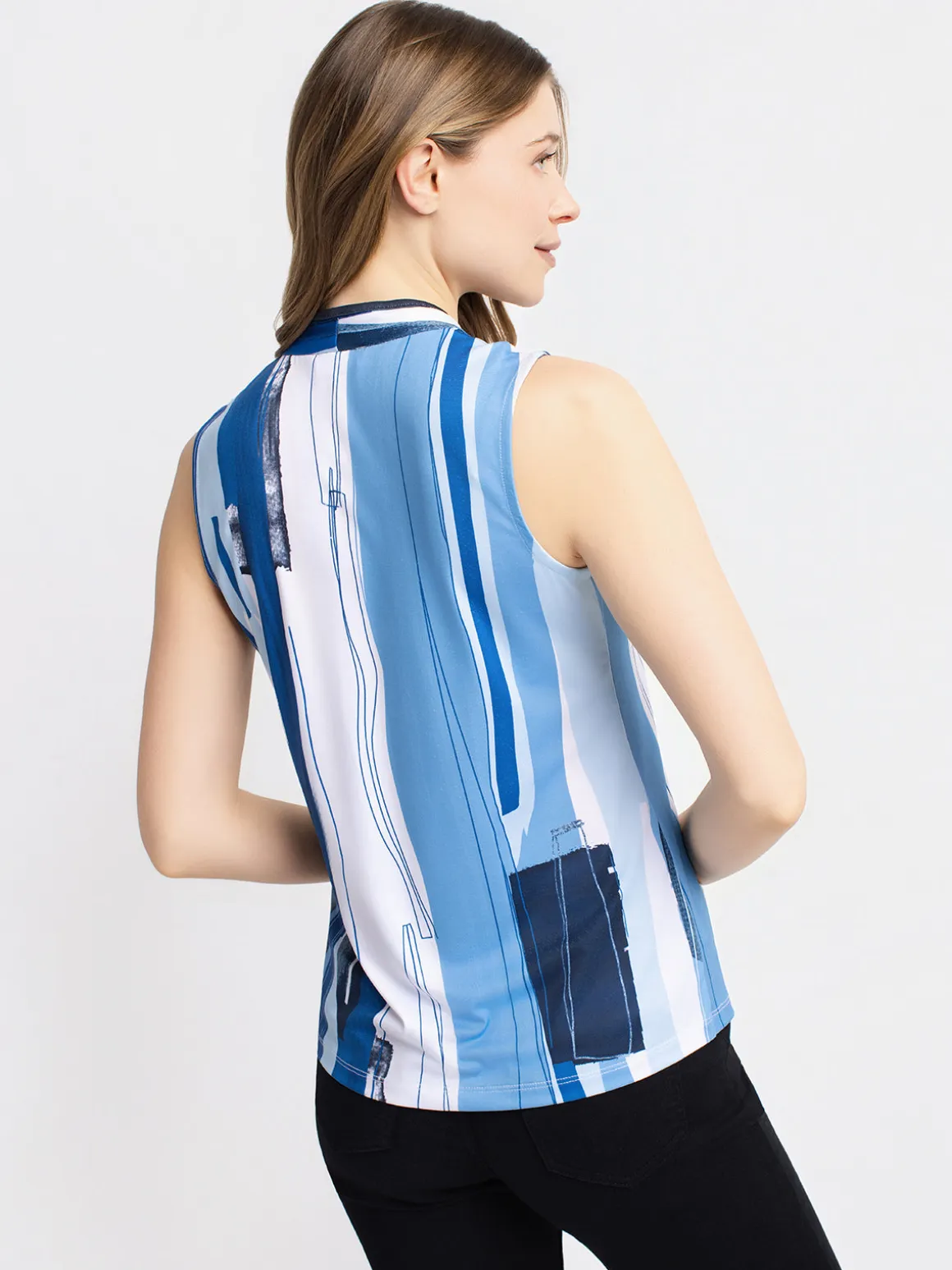 Semi-fitted tank top
