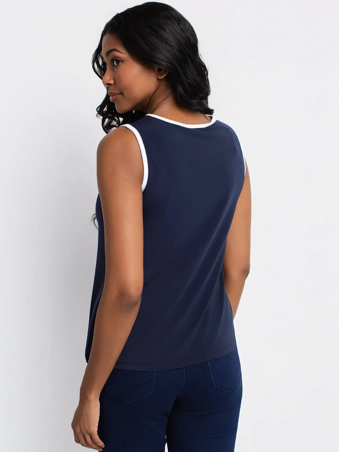 Semi-fitted tank top