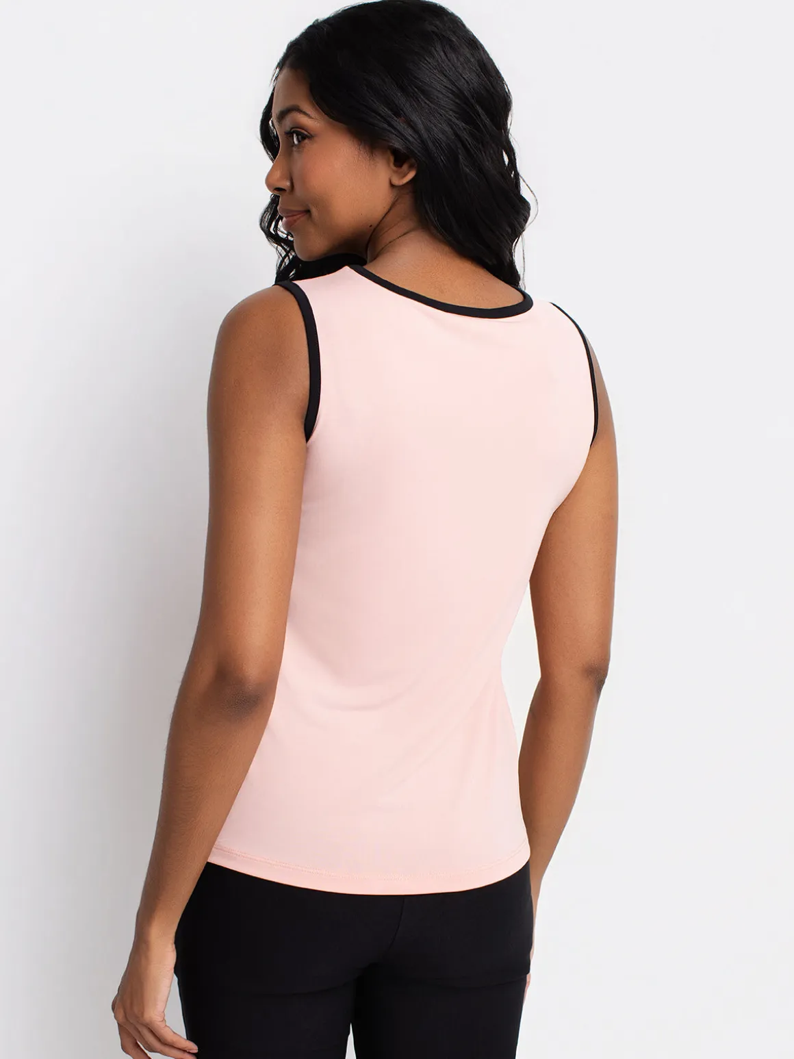 Semi-fitted tank top