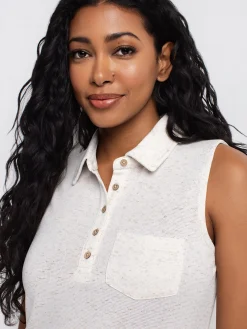 Semi-fitted tank top