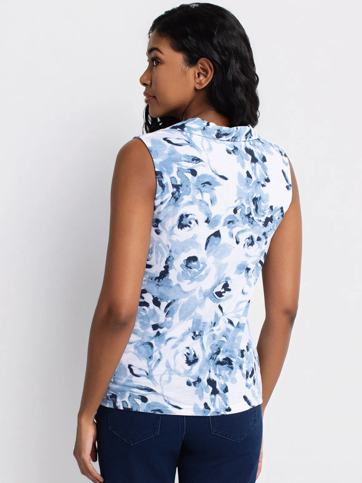 Semi-fitted tank top