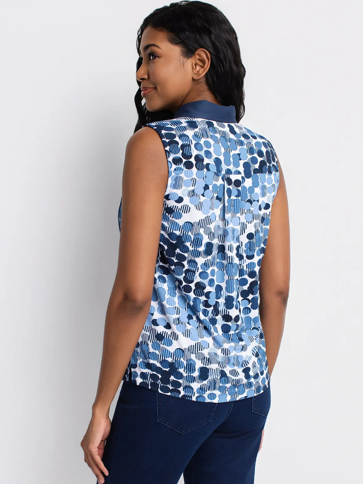 Semi-fitted tank top
