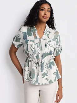 Short-sleeve blouse