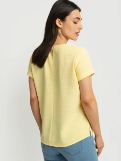 Short-sleeve loose blouse