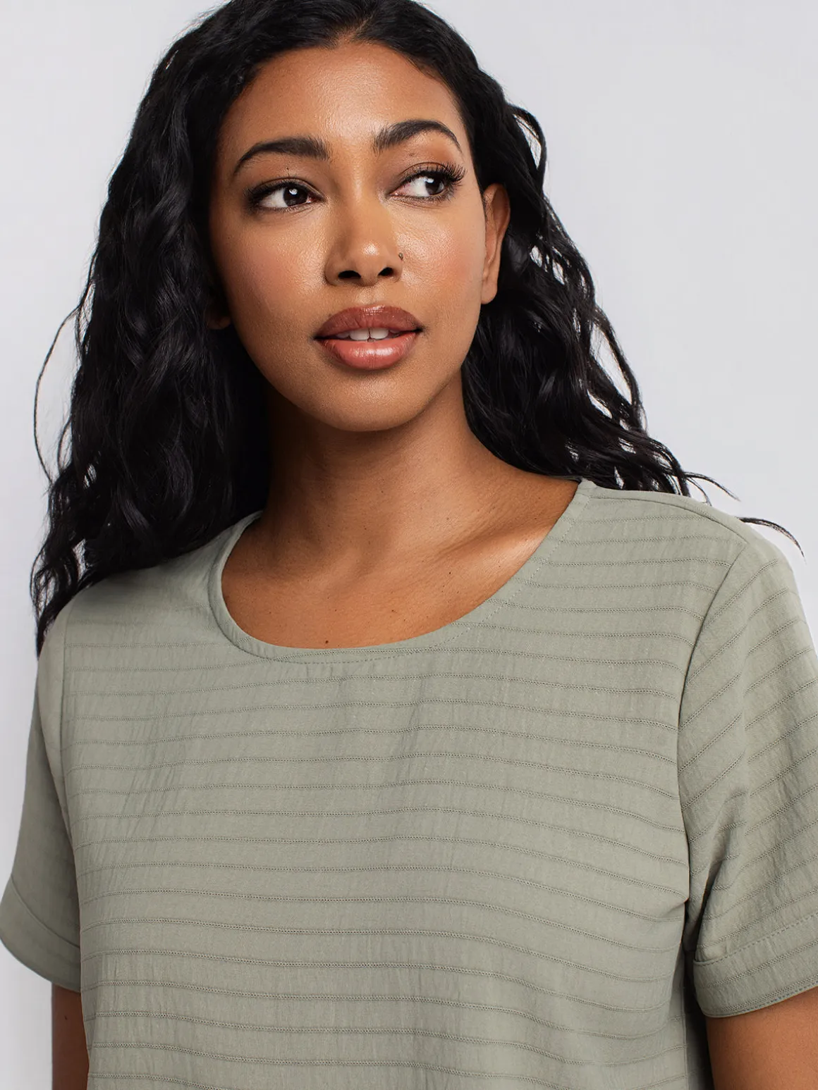 Short-sleeve loose blouse