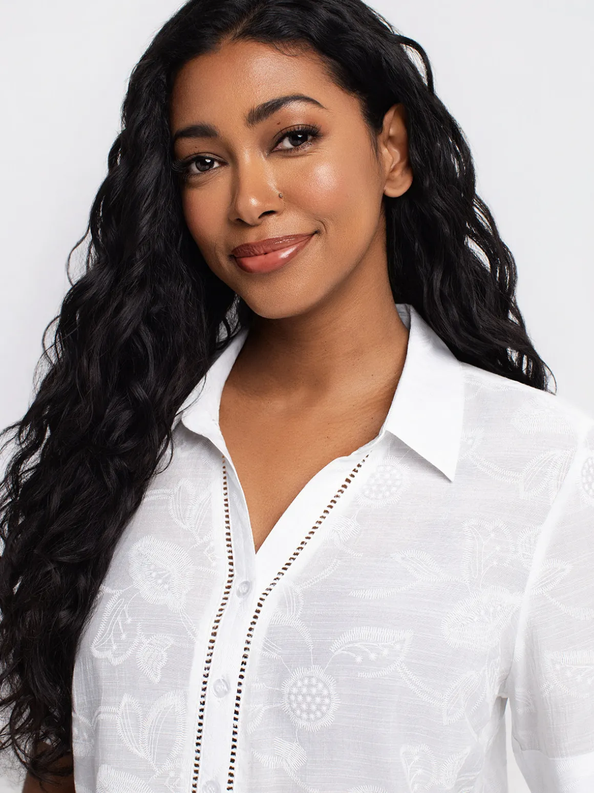 Short-sleeve loose blouse with buttons