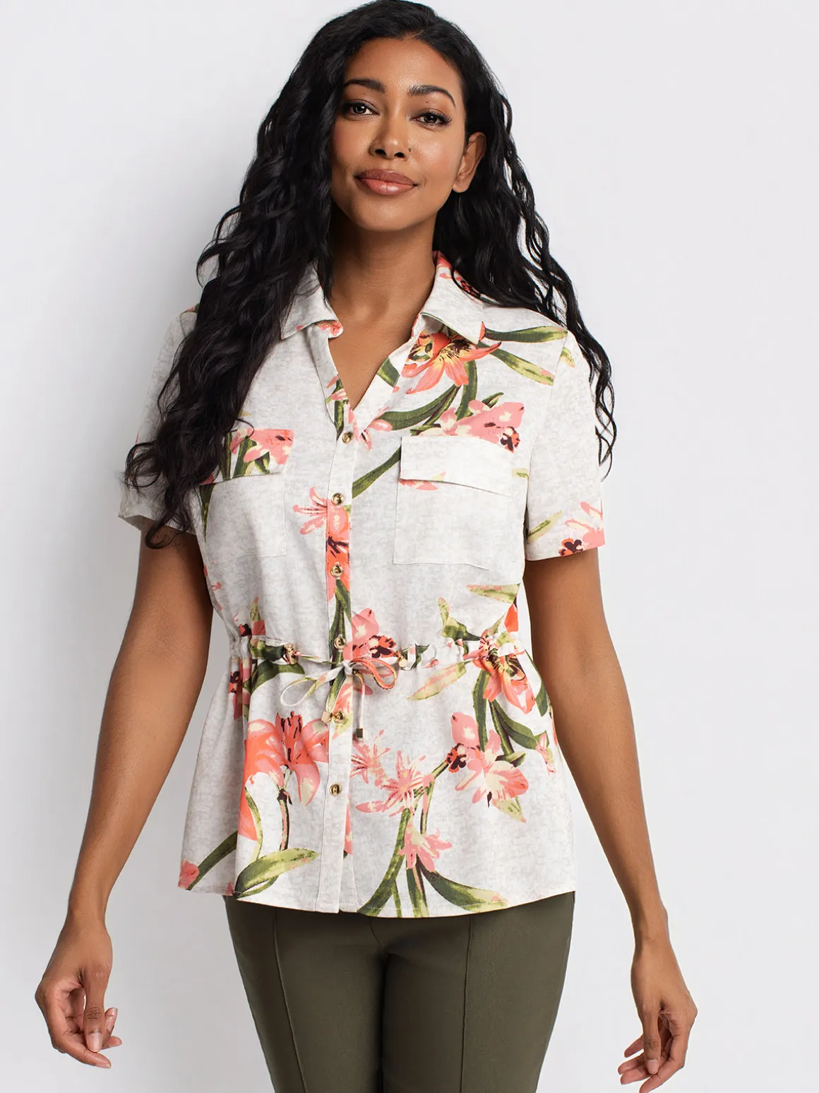 Short-sleeve loose blouse with buttons
