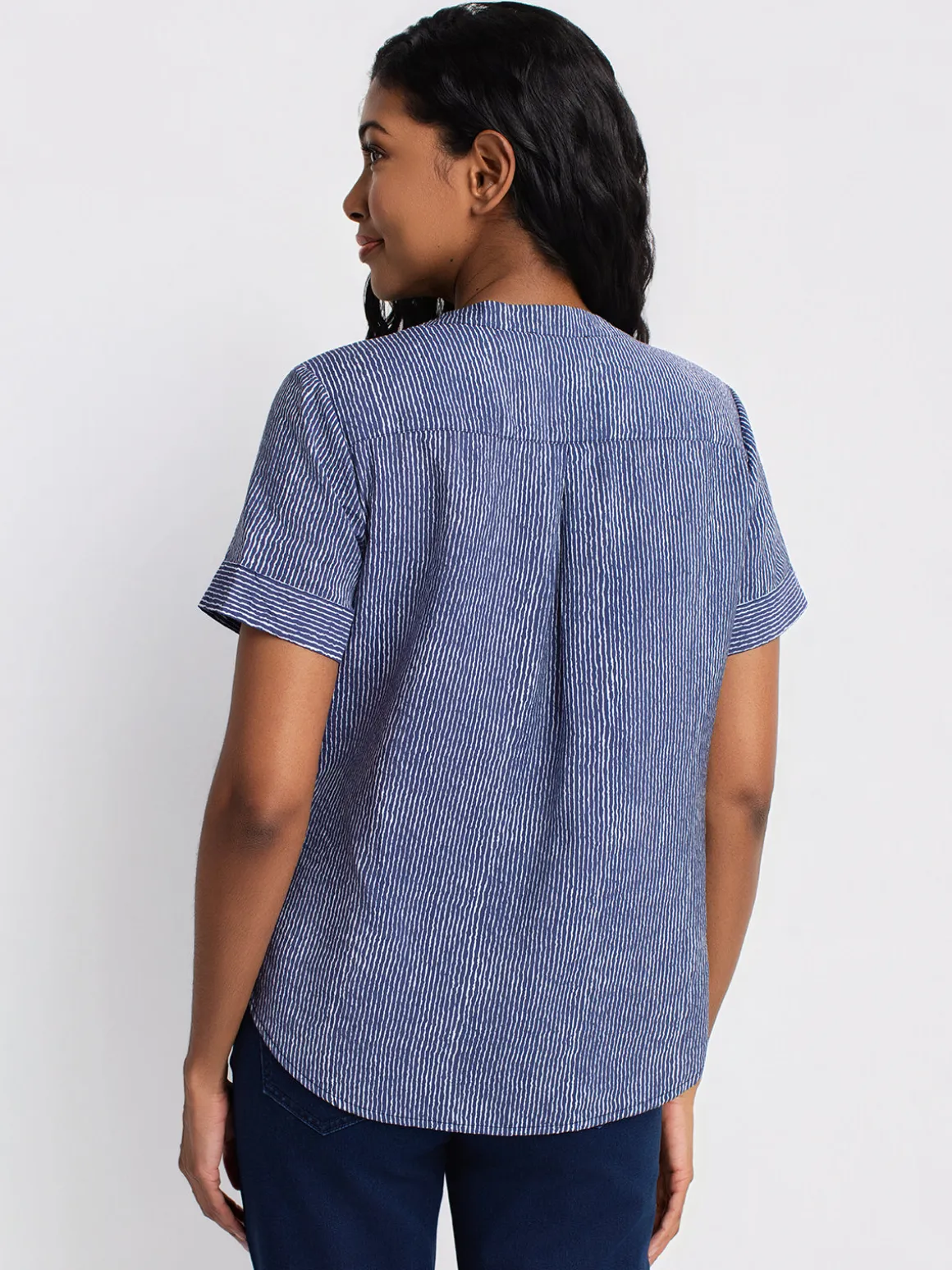 Short-sleeve loose blouse with buttons